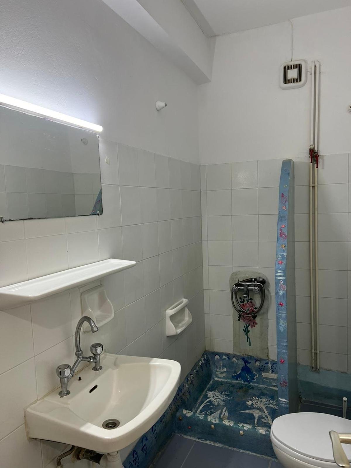 Mary Rooms آداماس المظهر الخارجي الصورة